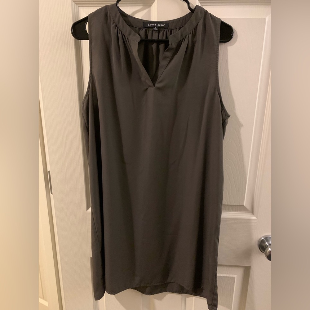Army green sleeveless shift dress